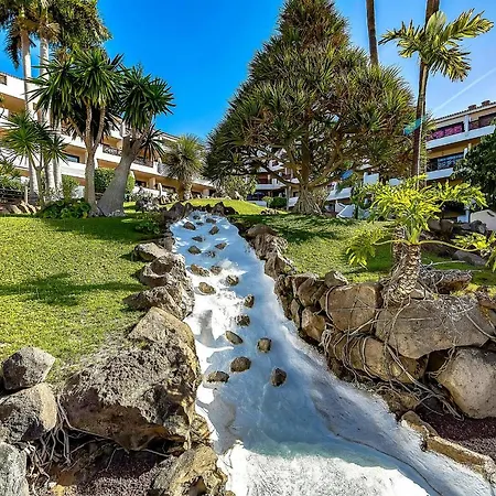 Apartmanhotel Apto Con Piscina, Terraza Privada & Ac