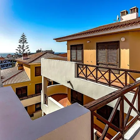 Apartmanhotel Apto Con Piscina, Terraza Privada & Ac *