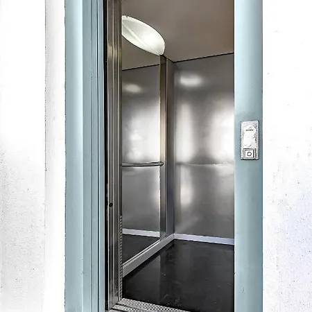 Apartmanhotel Apto Con Piscina, Terraza Privada & Ac
